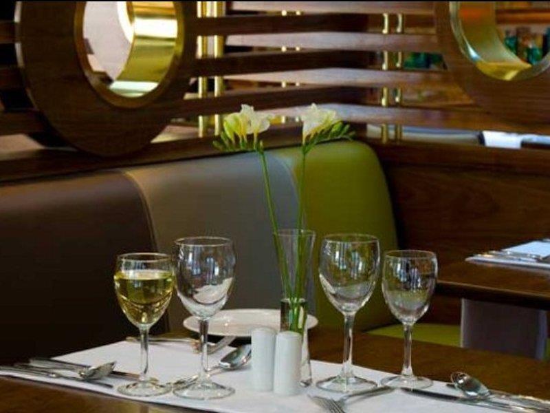 Camden Court Hotel Dublin Ngoại thất bức ảnh