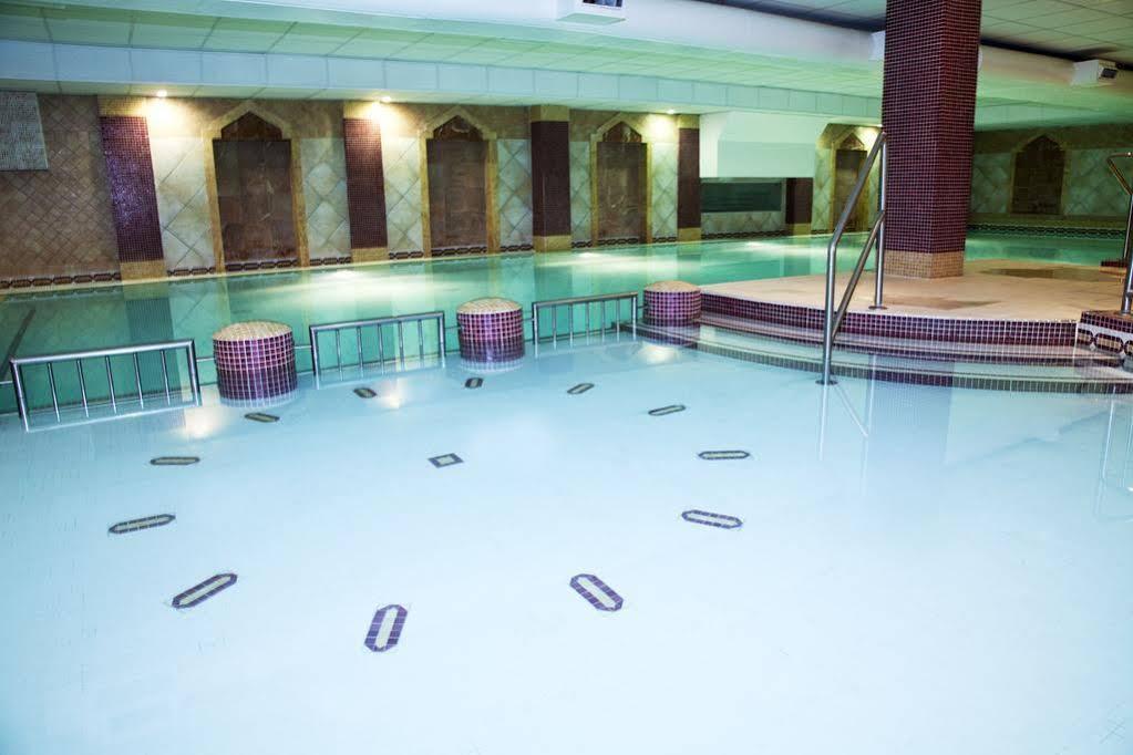 Camden Court Hotel Dublin Ngoại thất bức ảnh
